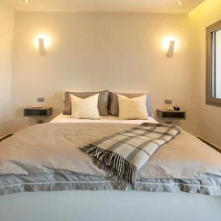 Mia Hotel
